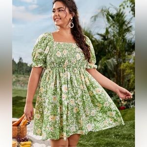 Floral puff sleeve tea party dress never worn